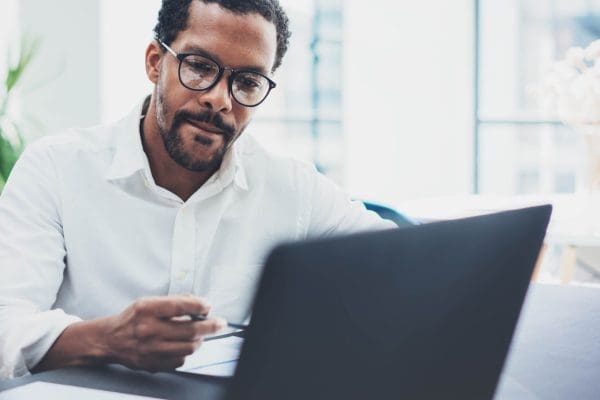 3 cursos e especializações online em mecânica automotiva