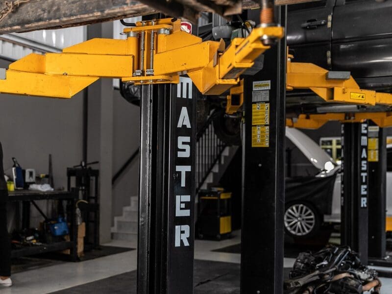 elevador de carros para oficina profissional