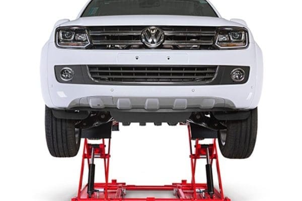 Elevador pantográfico móvel: como funciona e vantagens